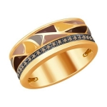 Кольцо из золота с эмалью и коньячными бриллиантами 1011755