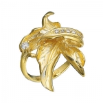 Золотое кольцо с бриллиантами КЛЕНОВЫЙ ЛИСТ К-11025